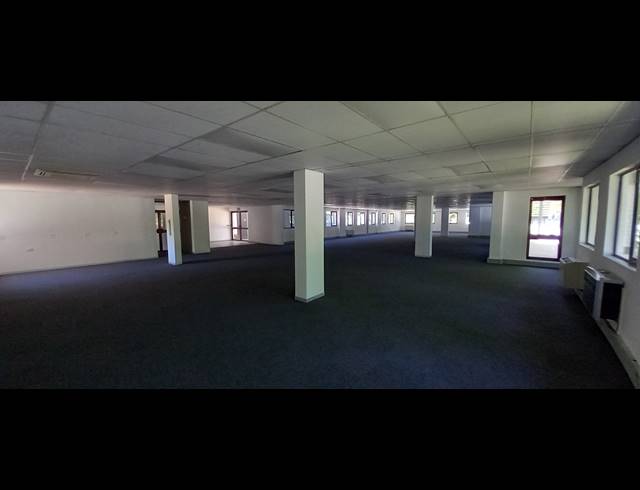 587M² OFFICE TO LET IN EDENBURG